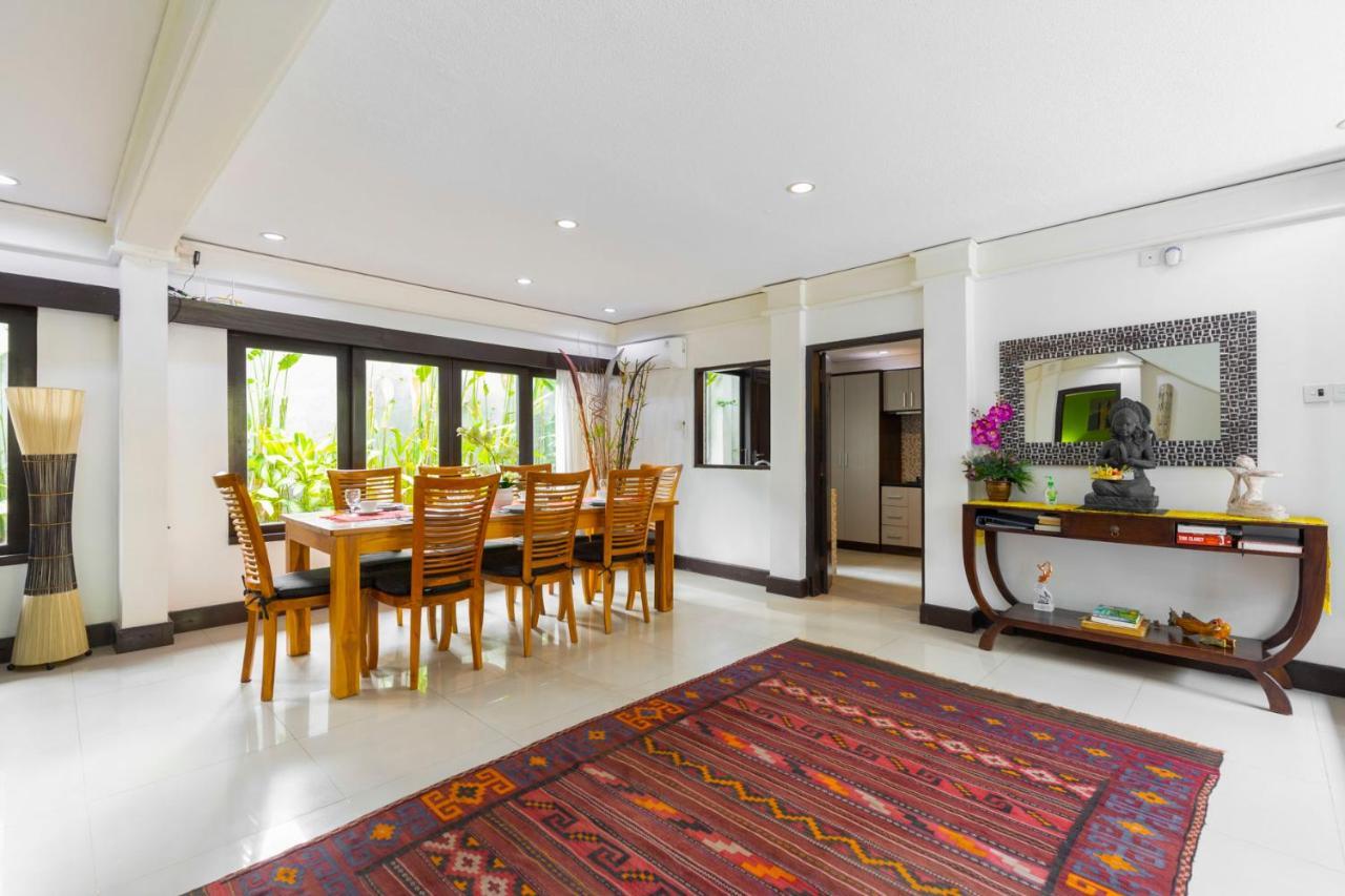 Villa Kibbi Seminyak Exteriör bild